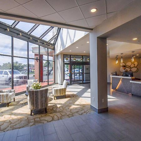 Euro-Suites Hotel Morgantown Bagian luar foto