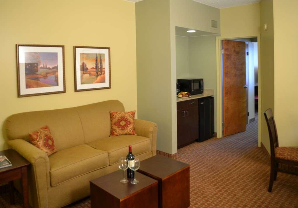 Euro-Suites Hotel Morgantown Ruang foto