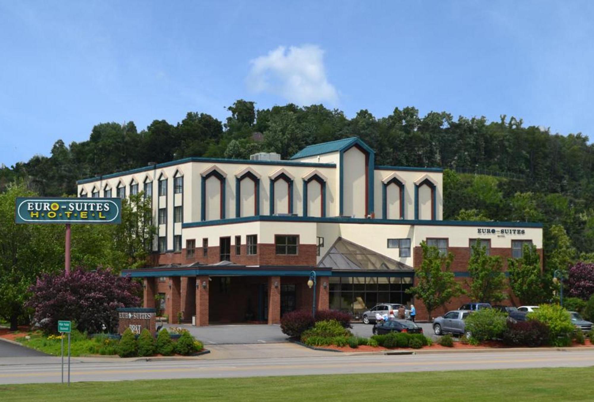 Euro-Suites Hotel Morgantown Bagian luar foto
